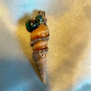 Flame Auger seashell pendant